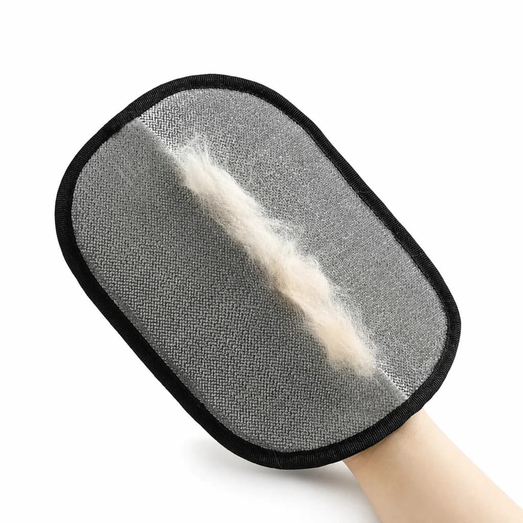 Pälshandske med uppsamlad päls